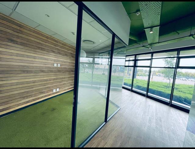 457M² OFFICE TO LET IN WATERFALL